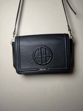 Harrods Black Crossbody Bag Gold Hardware Logo Flap Closure